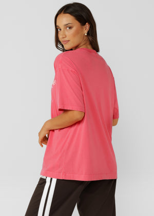 Lorna Jane Iconically Lorna Washed Boyfriend T-Shirt - Washed Dark Pink Grapefruit