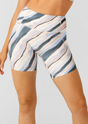 Lorna Jane Horizon Haze No Ride Pocket Bike Shorts - Blurred Lines Print