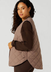 Lorna Jane Iconic Quilted Longline Vest - Bone