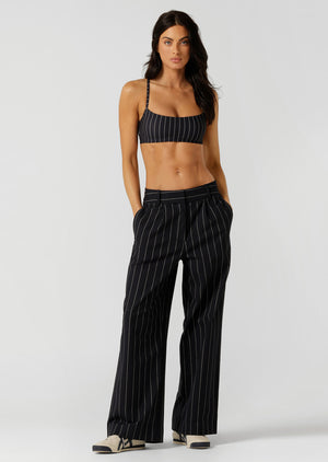 Lorna Jane Pinstripe Sports Bra - Midnight Blue Pinstripe