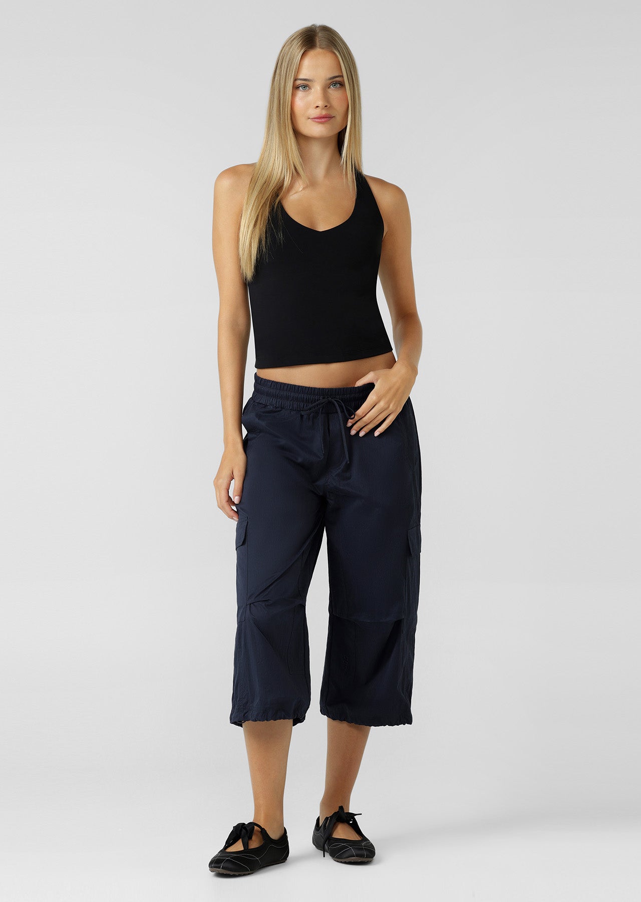 Lorna Jane Go-To Cropped Cargo Pants - Midnight Blue