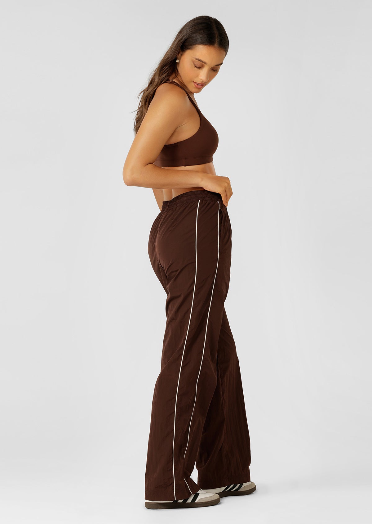 Lorna Jane Heritage Varsity Pants - Truffle