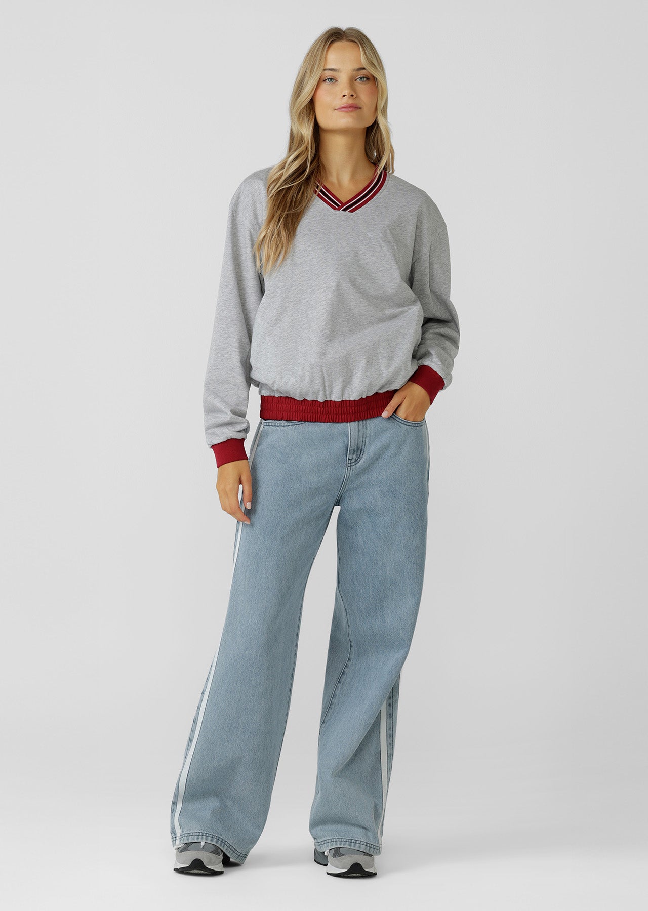 Lorna Jane Home Run V Neck Popover - Dark Red