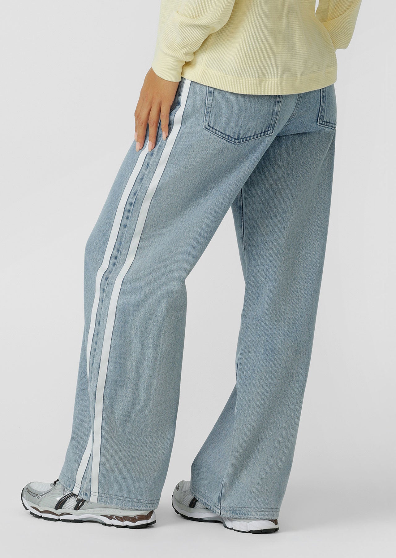Lorna Jane Nostalgia Light Wash Denim Pants - Light Blue Washed Denim