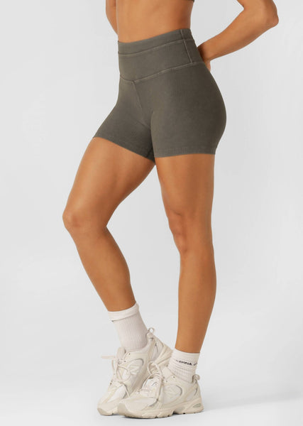 Perform Washed Rib 12cm Bike Shorts – Lorna Jane