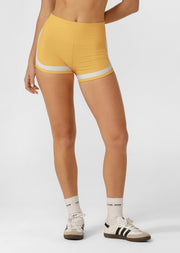 Lorna Jane Camp Cove Cheeky Rib Bike Shorts - Mango