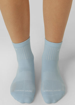 Lorna Jane LJ Quarter Crew Socks - Florence Blue & White