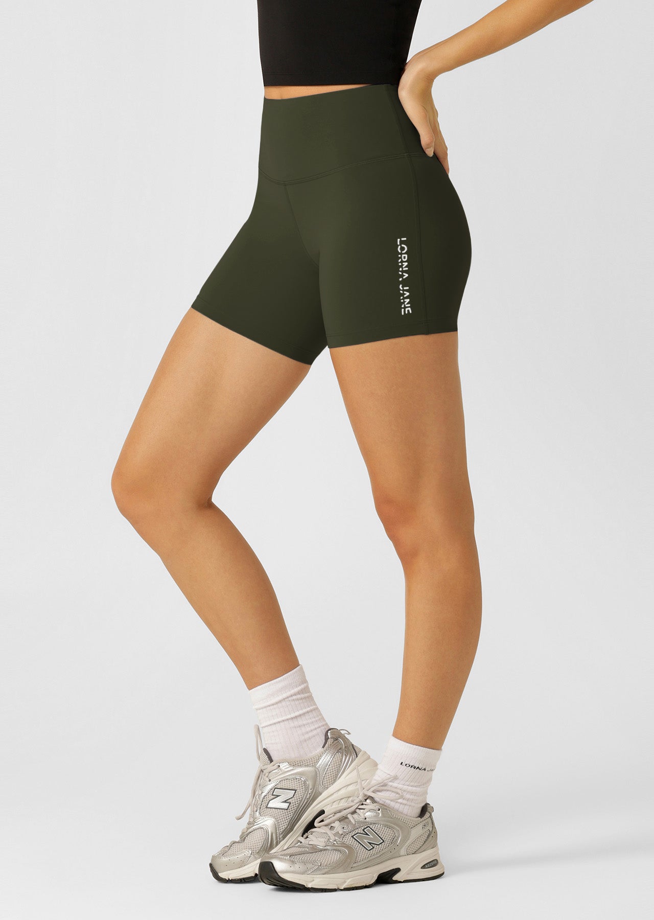 Lorna Jane Lotus No Chafe Phone Pocket 14cm Bike Shorts - Luxury Green