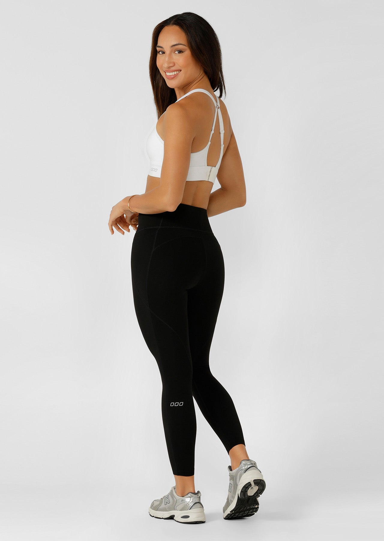 Amy No Chafe Phone Pocket Ankle Biter Leggings – Lorna Jane