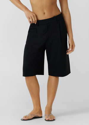Lorna Jane The Everything 3/4 Shorts - Black