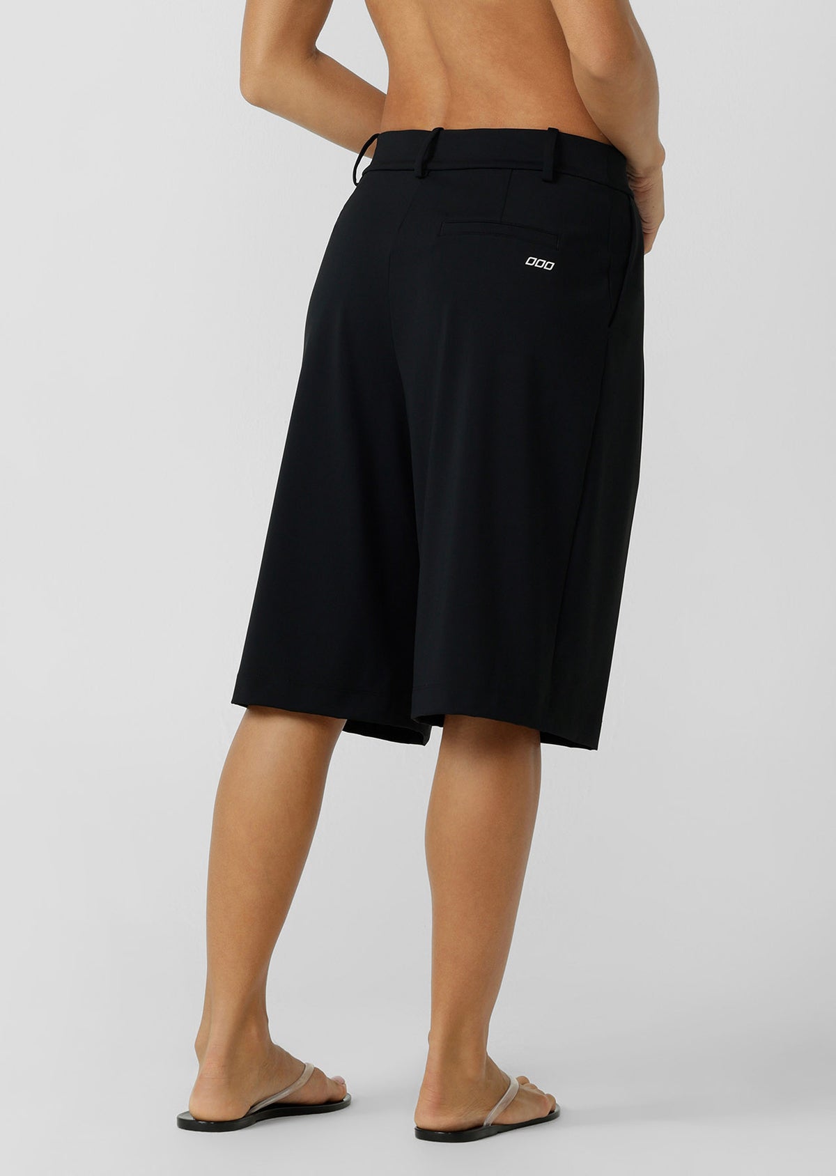 Lorna Jane The Everything 3/4 Shorts - Black