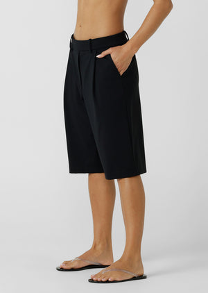 Lorna Jane The Everything 3/4 Shorts - Black