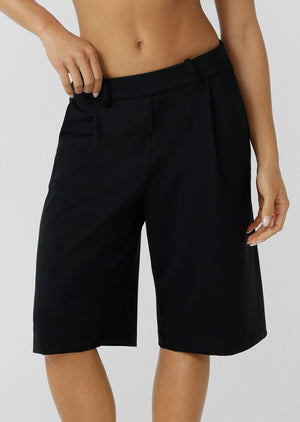 Lorna Jane The Everything 3/4 Shorts - Black