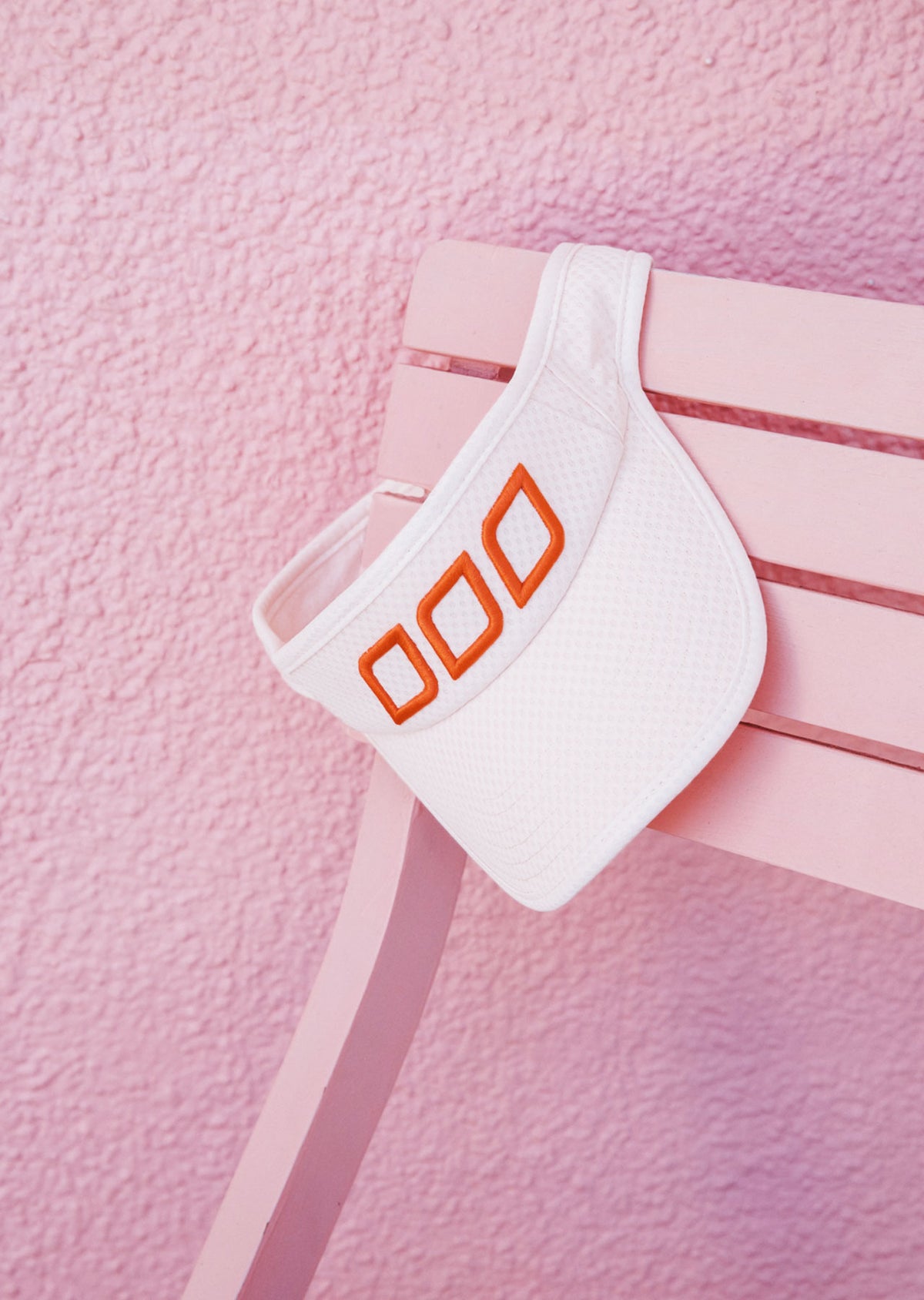 Lorna Jane Ventilation Visor - Dream Pink
