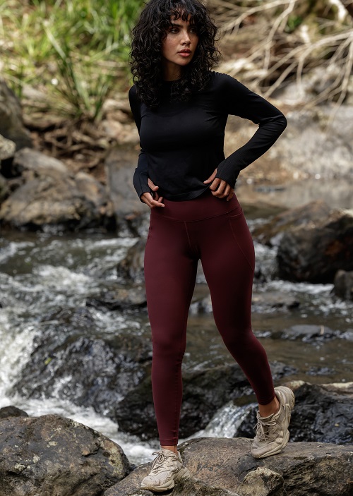 Can You Wear Thermals Under Leggings? – solowomen